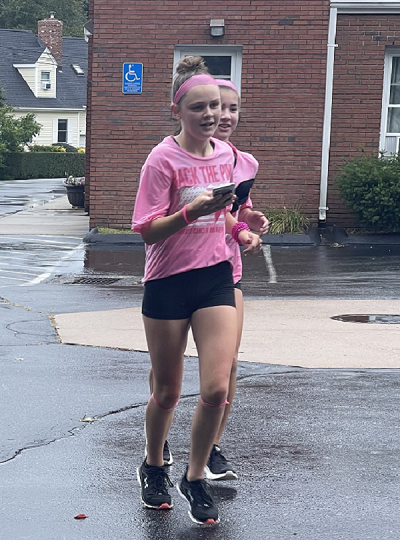 Emma Cote running 2022 half marathon